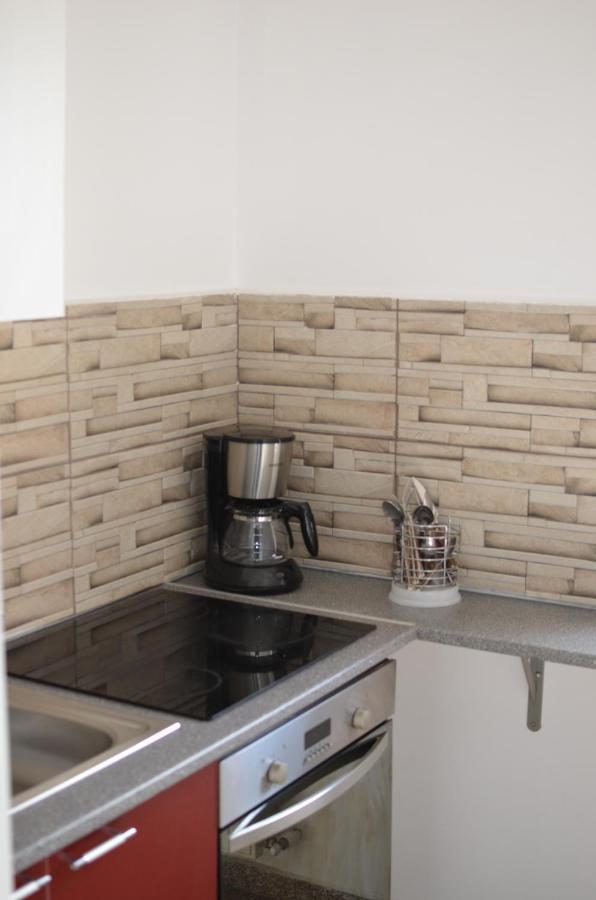 Vila Cu Trandafiri Cozy Apartments 2 Camere Bragadiru Екстер'єр фото