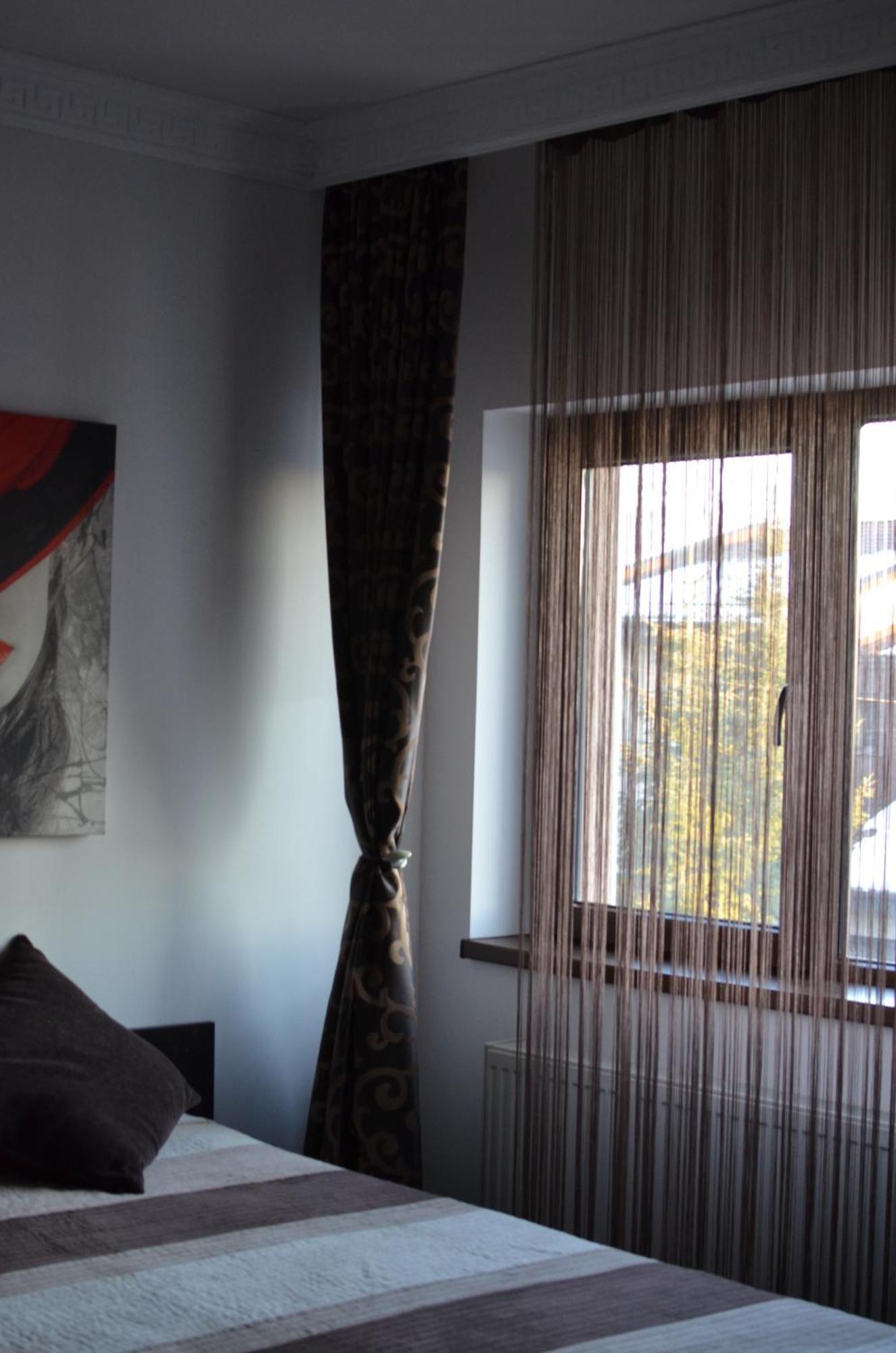 Vila Cu Trandafiri Cozy Apartments 2 Camere Bragadiru Екстер'єр фото